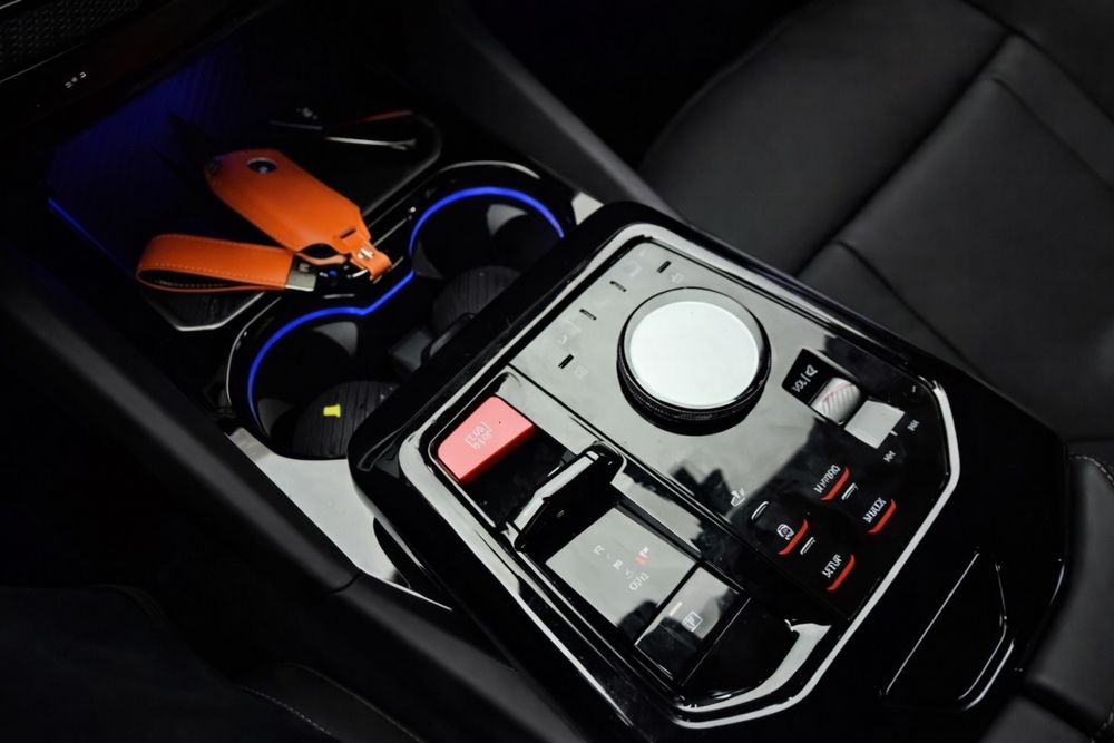 BMW M5 (G90) 2025 год