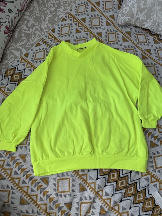 Спортивные костюмы, кофты