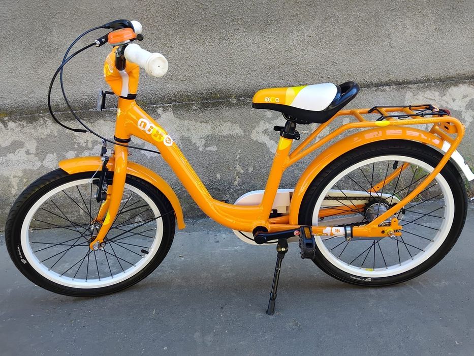 Vând bicicleta din aluminiu pentru copii
