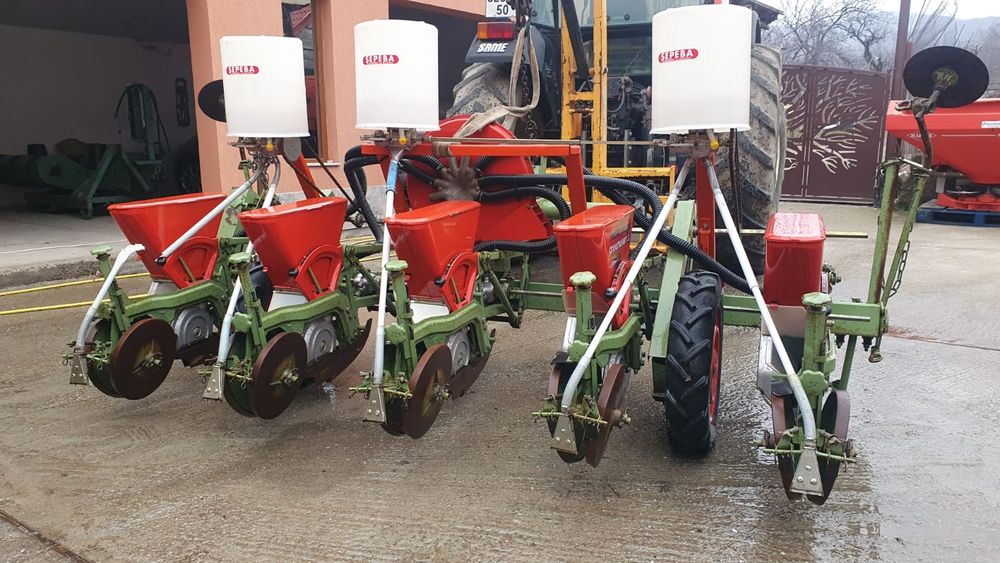 Semănătoare  de porumb