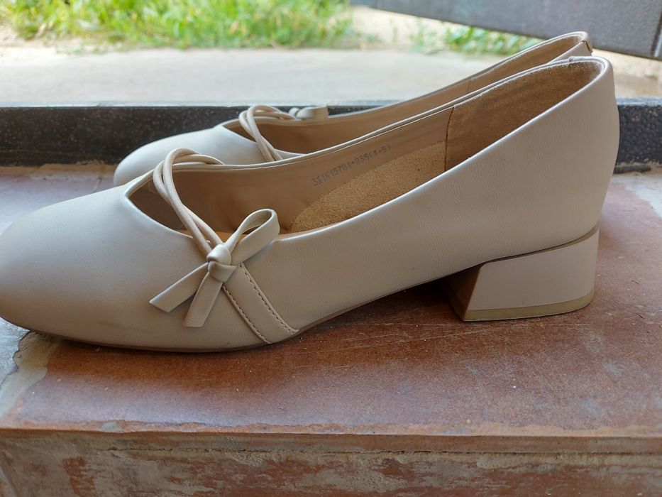 Продам балетки Josiny