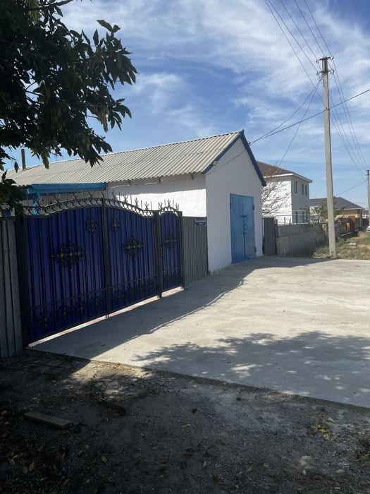 Екі қатарлы үй сатылады