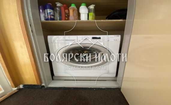 Дава се под наем Тристаен апартамент в Велико Търново, Център - 100 кв.м за 346.8 € - Снимка #9