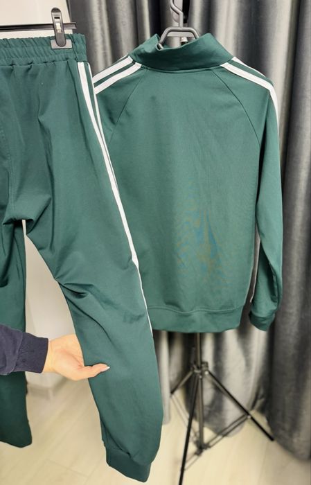 Trening de barbati nou cu eticheta