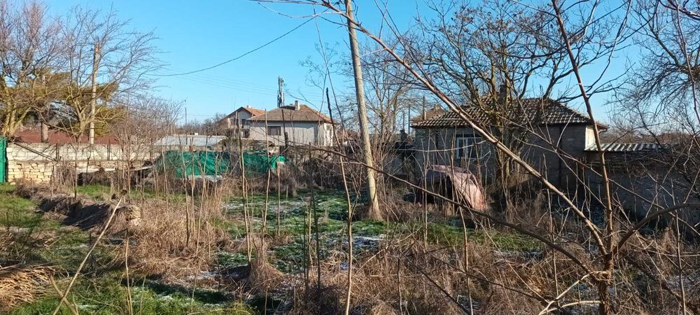 Працел в центъра на Българево