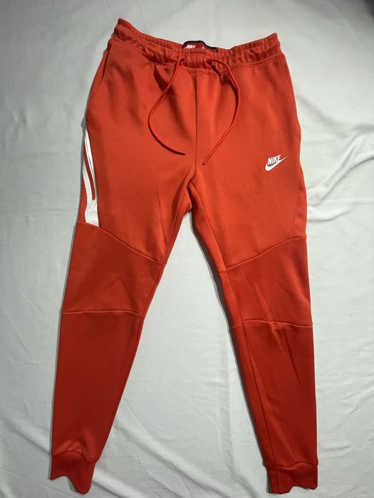 Pantaloni Nike Tech Fleece marimea S barbati