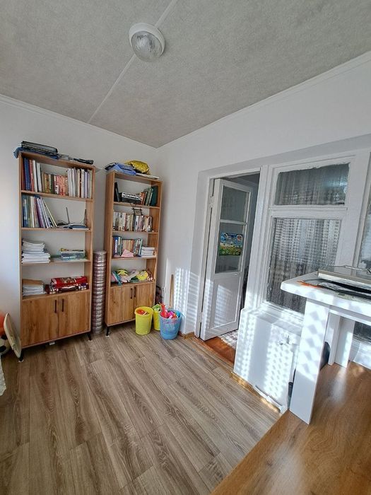 Ялангач продаётся 3/2/4 Мирзо-Улугбекский  Район.