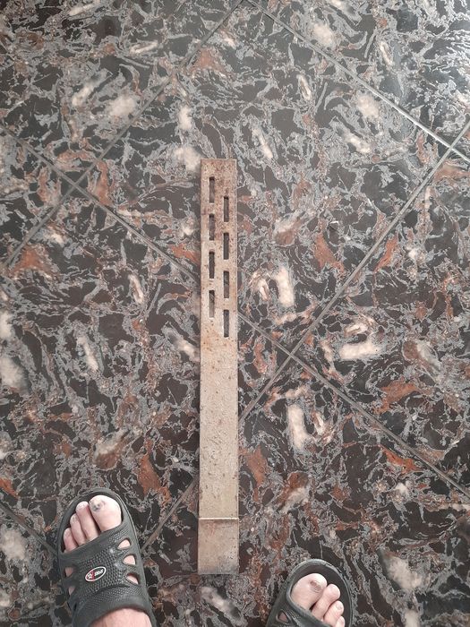 Cravate pentru blocaj stâlpi constructii