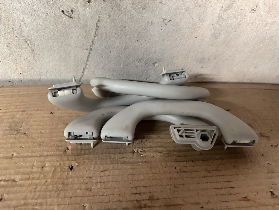 Плафон , дръжки , държачи фв туран / vw touran