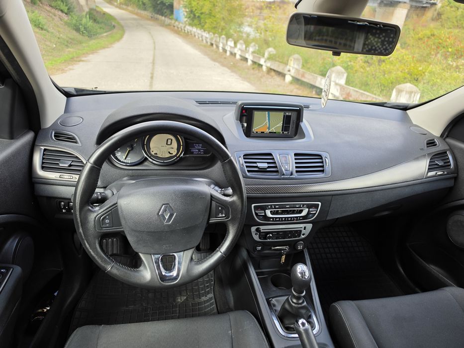 RENAULT Megane 2013 — imagine 5