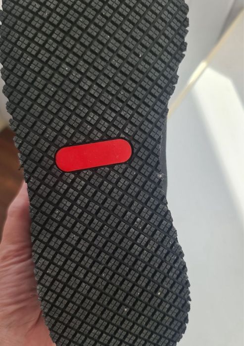 Утепленные кроссовки, рр 39,5-40