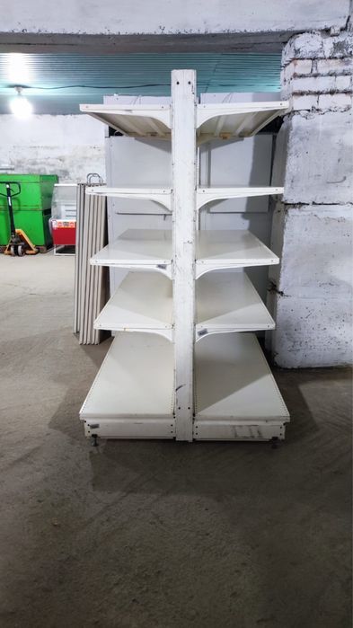 Стеллажи островные б/у