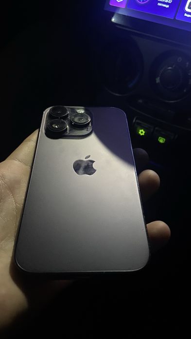 Продам IPhone 14 pro