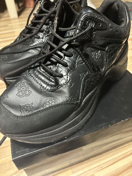 Обувки за всички дами