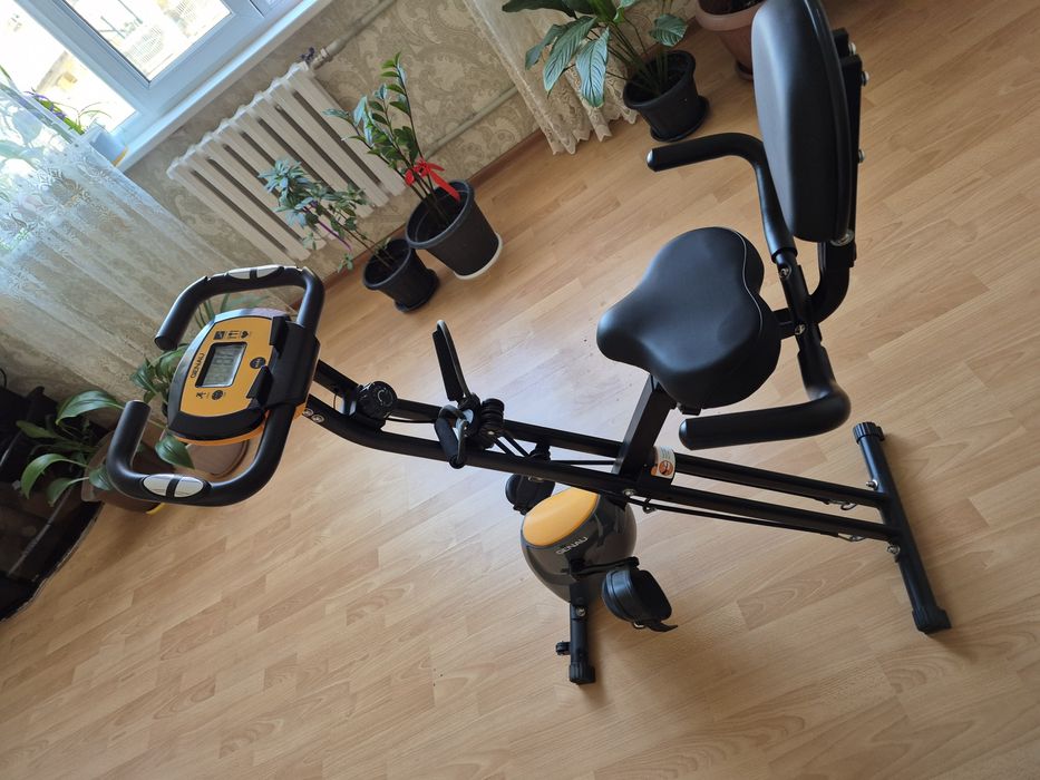 Тренажер велосипед Genau