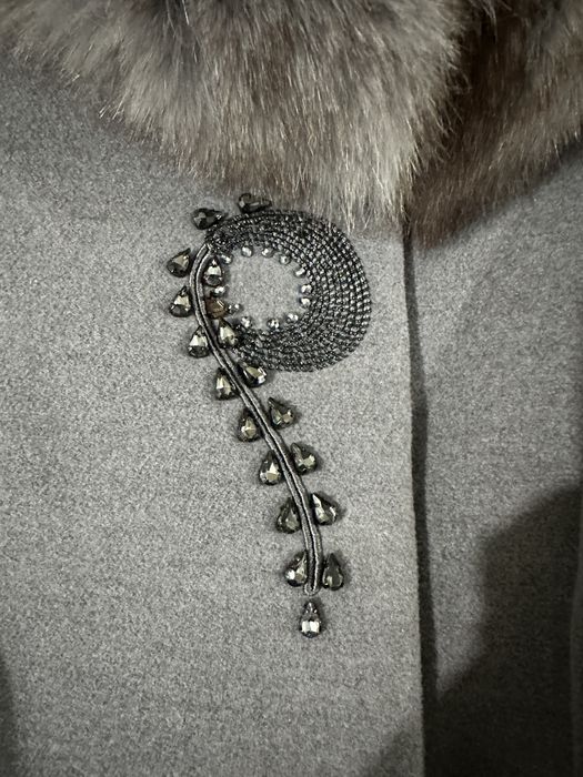 Продается Пальто LORETA в красивом цвете