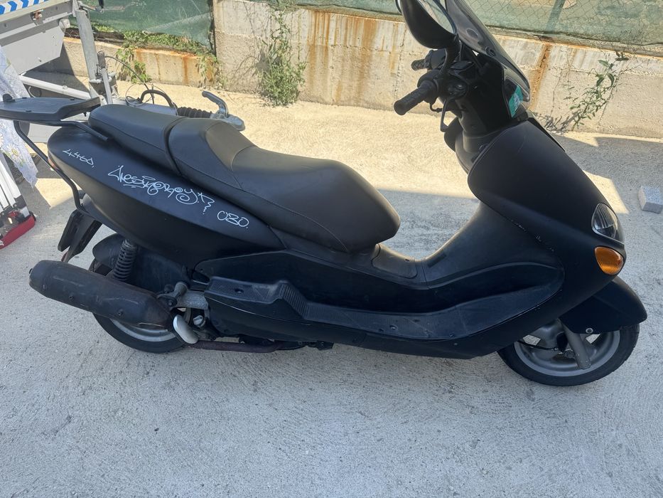 Скутер Yamaha YP125R