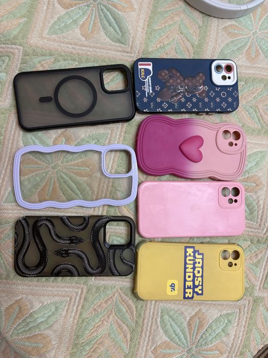 Чехлы на 12/12 pro