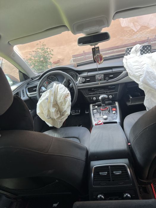 Audi a7 2012 Avariat  6400 euro