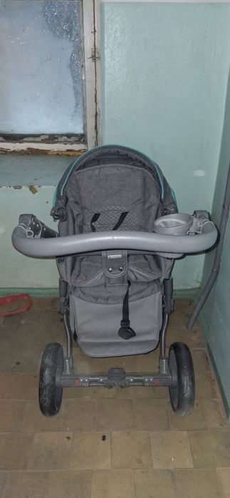 Продам детскую коляску