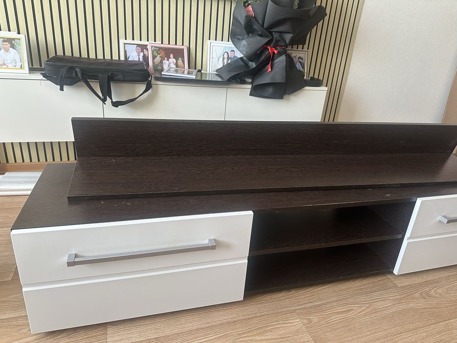 Тумбочка и полка