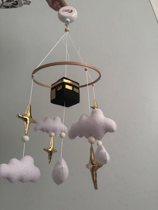 Мобиль детский на кроватку