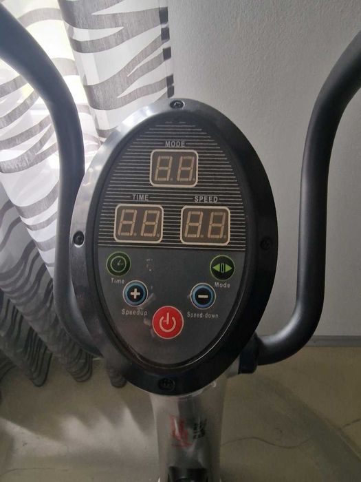 HAMMER VIBRA BASE/ Вибрираща платформа