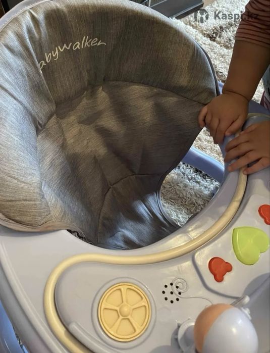 Ходунок музыкальный