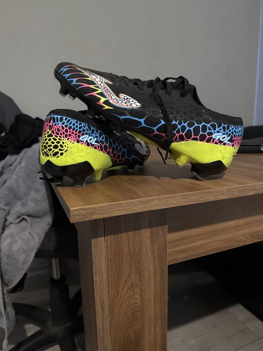 Бутонки с нисък шип