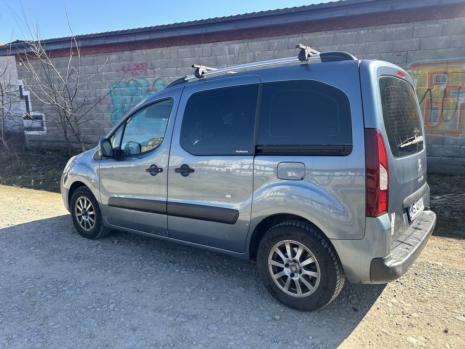 De vanzare Citroen Berlingo 1.6hdi 2012 7 locuri