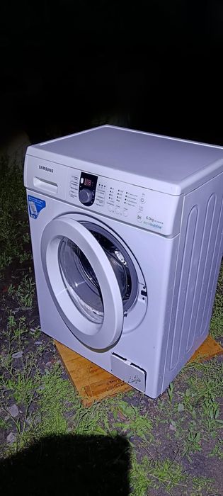 Срочно.Стиральная машина в хорошем состоянии