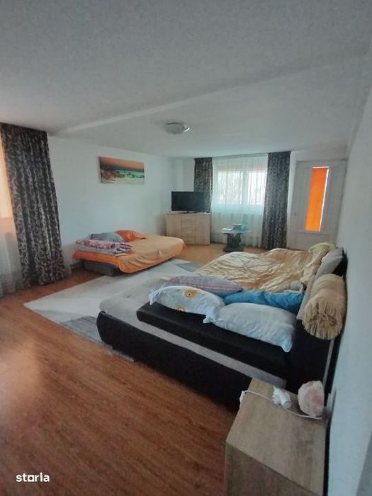 Casa P+1+M, 185 mp, teren 590 mp, Leamna de jos