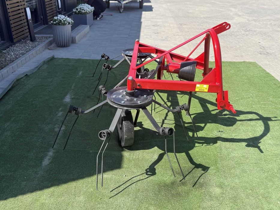 Greblă de adunat fân cu 2 rotoare - Piese de schimb