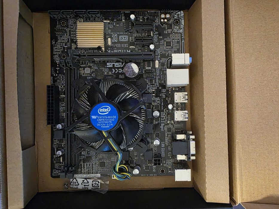 Procesor Intel i5-7400 + Cooler / Placă de Bază MSI A520M - SEPARAT sau PACHET