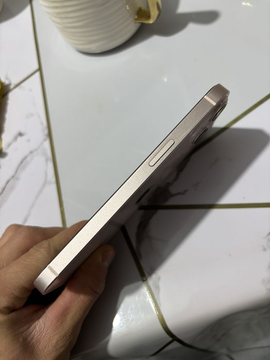 Айфон 13 с гарантией