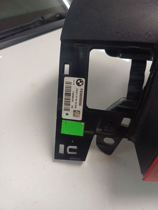 Десен стоп за BMW 1 F20 и ляв фар за Toyota Hilux