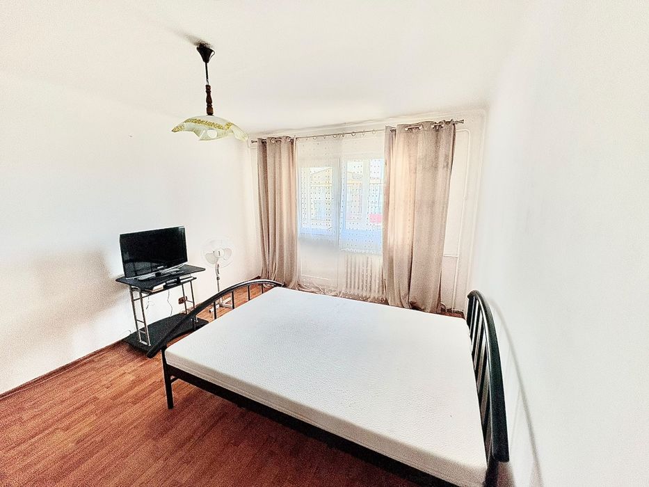 Garsoniera de închiriat