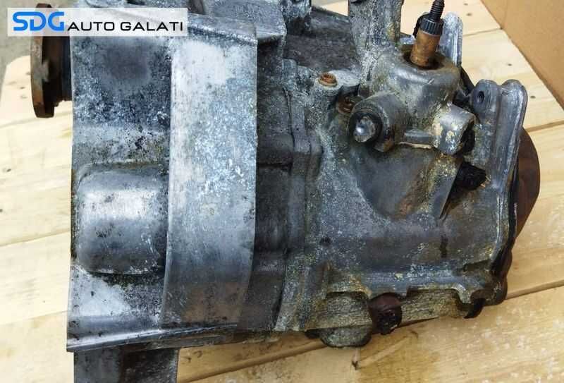 Cutie Viteze Manuala in 5 Trepte cu Start Stop Cod LGQ VW Golf 6 1.2 TSI 2008 - 2014