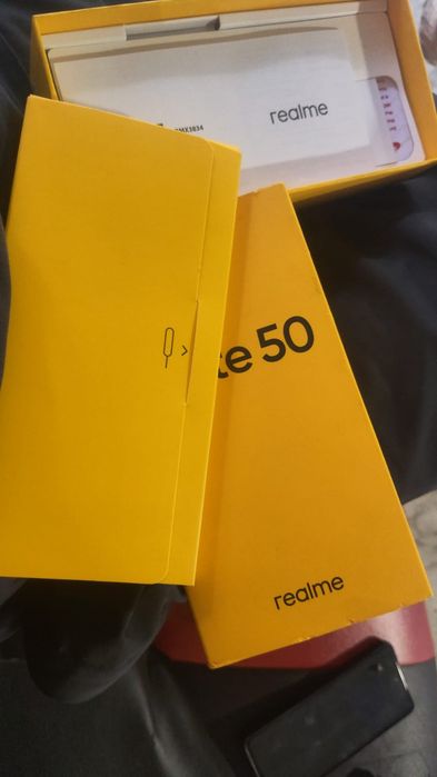 Продам телефон realmi note50