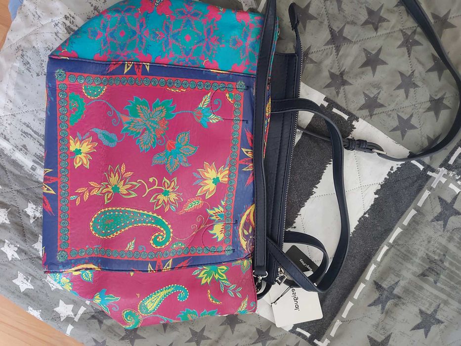 Чанта desigual нова