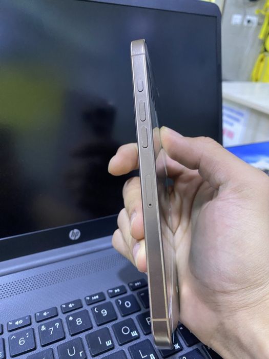 Iphone 16 pro max  yomkis 93% Xotirasi 256
