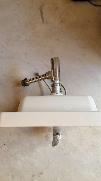 Продам раковину Villeroy & Boch
