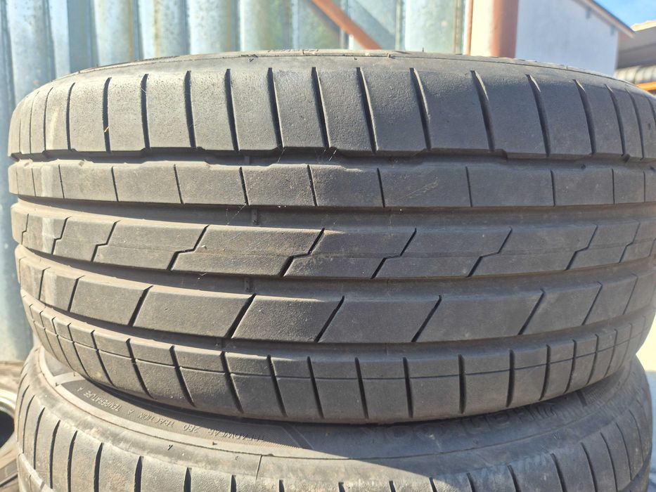 2 Anvelope de VARA - 225/45/19 96W - Hankook Ventus EVO3 - CA NOI - DOT 2023 !