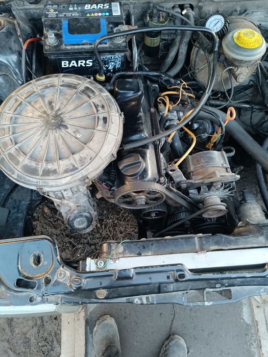 Продам мотор 1.8 Моно