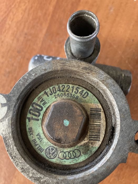 Vw Golf 4 2.3i 2.8i Хидравлична Помпа