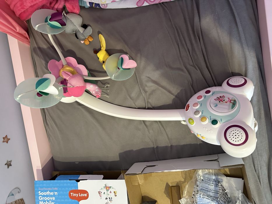 Въртележка за кошара - tiny love