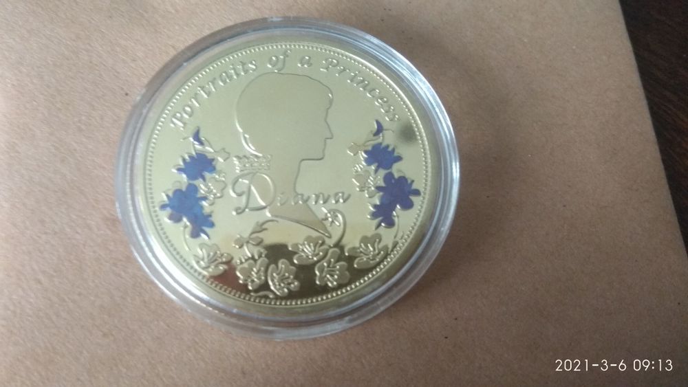 Сувенирна монета с принцеса Даяна