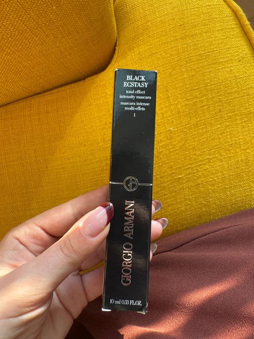 Спирала Armani нова black extasy