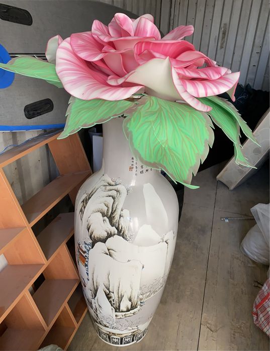 Ваза напольная очень красивая….