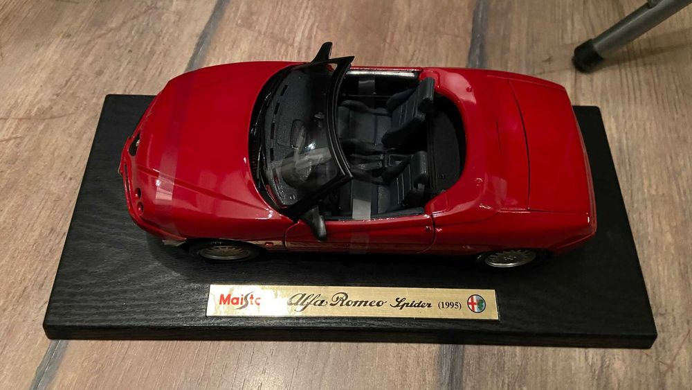 Alfa Romeo Spider Busso (GTV) 1:18